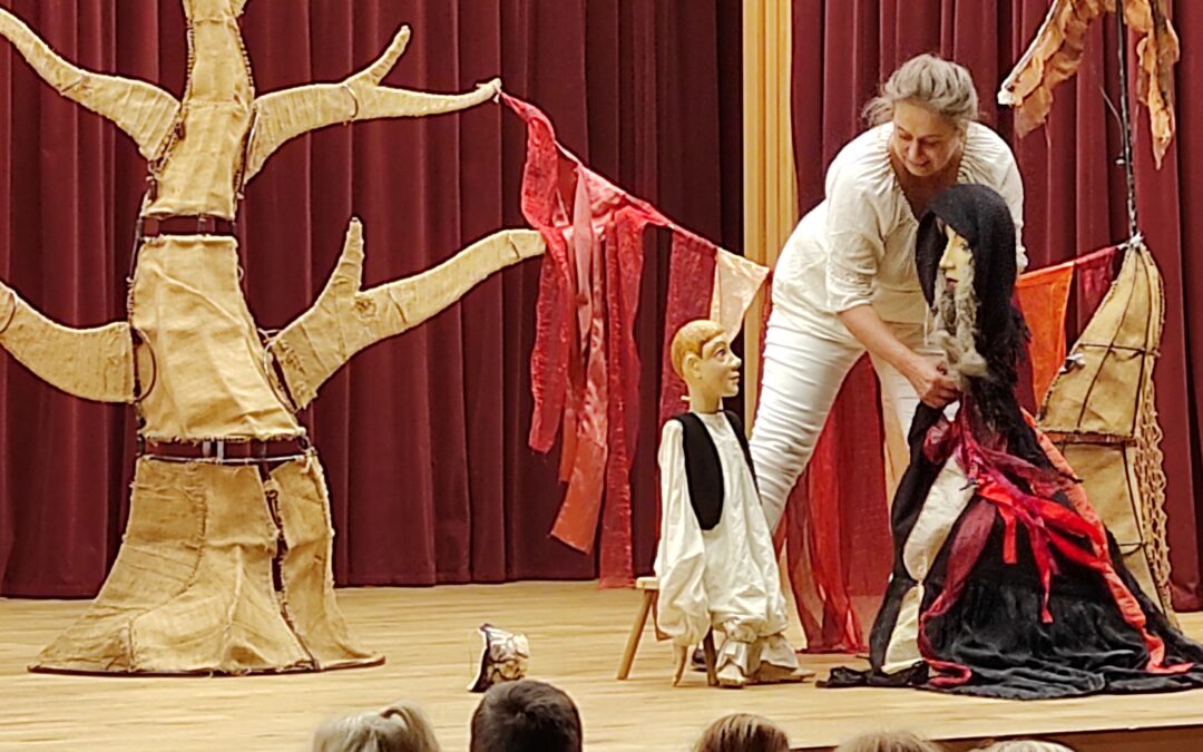 Népmese napja- projekt nap alsó tagozaton