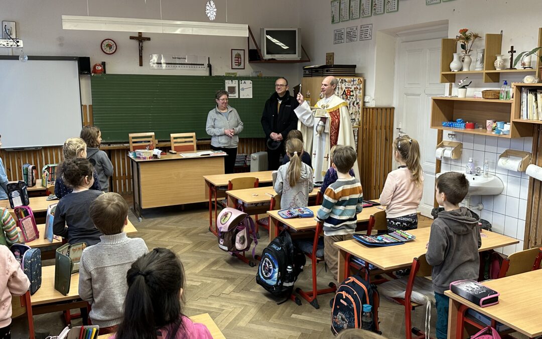 „Krisztus áldja meg e hajlékot!”