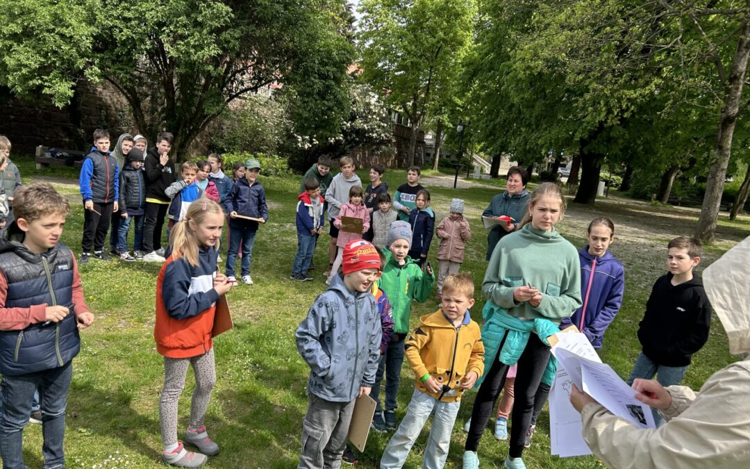Húsvéti vetélkedő testvérosztályokkal