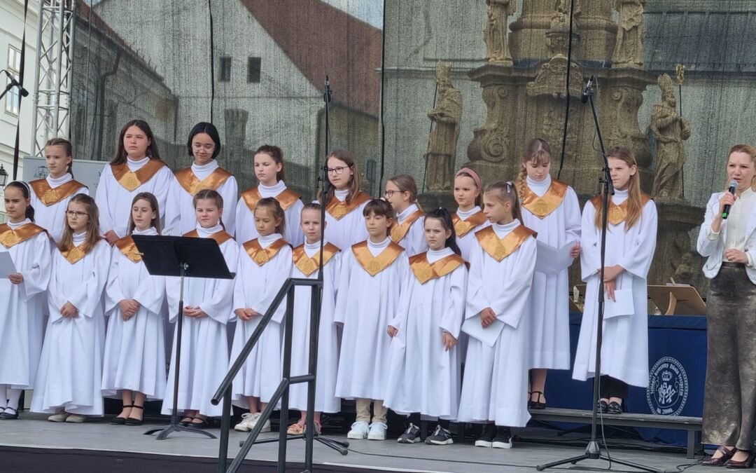 A Szilágyi Harangegyüttes és a Szent Mihály Gyermekkórus a Gizella-napokon