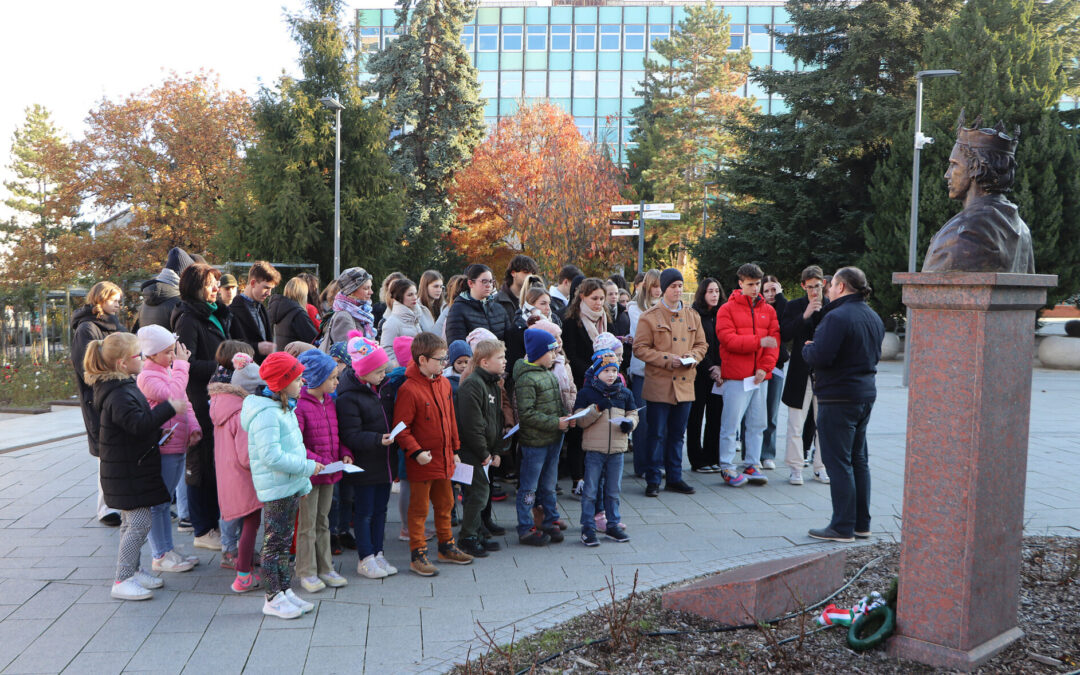 Szent Imre napi koszorúzás
