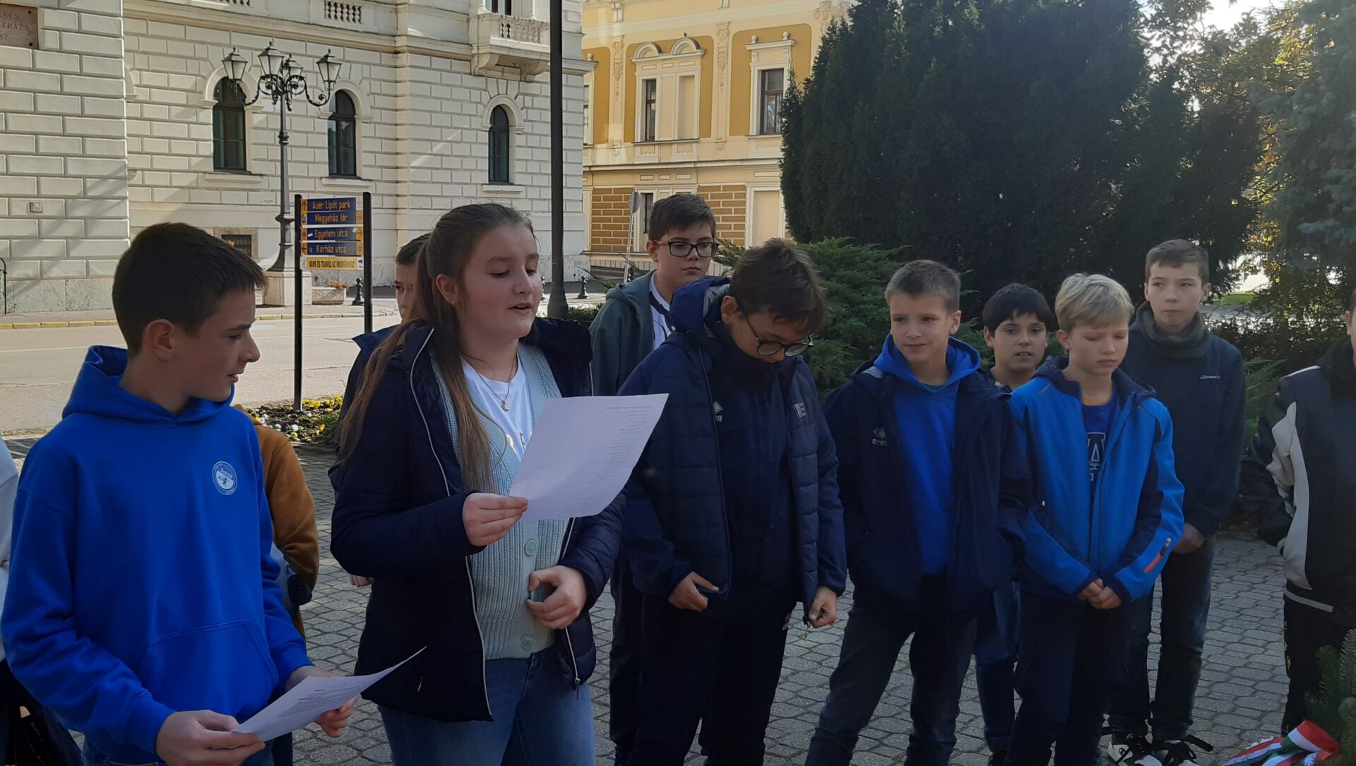 Megemlékezés a Brusznyai Árpád emlékműnél
