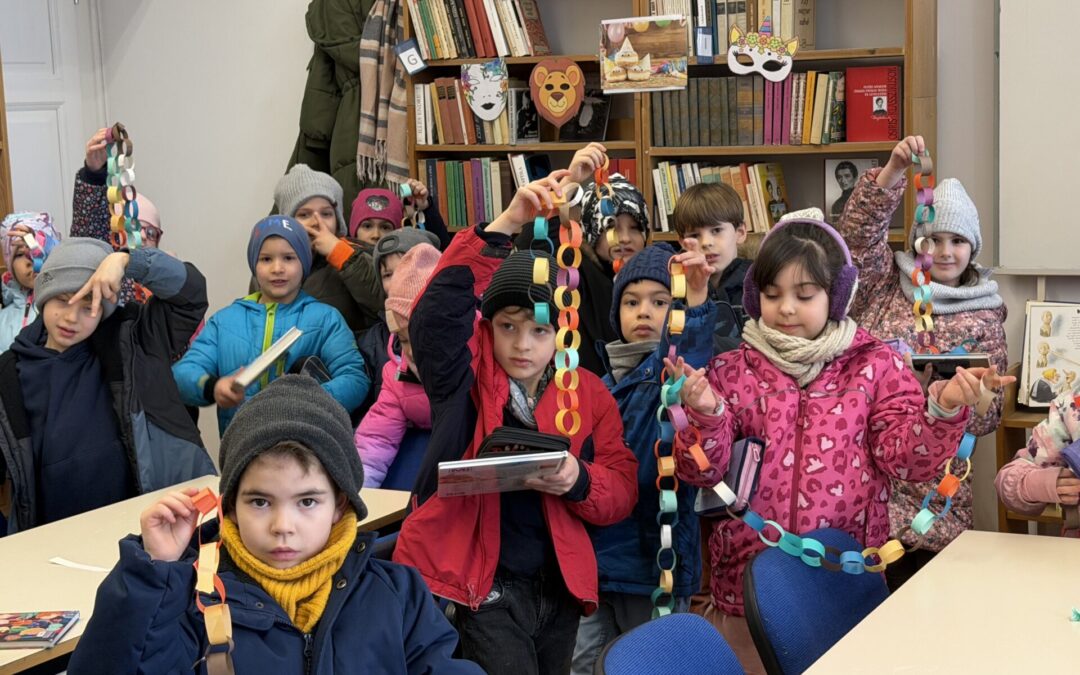 Itt a farsang… a könyvtárban