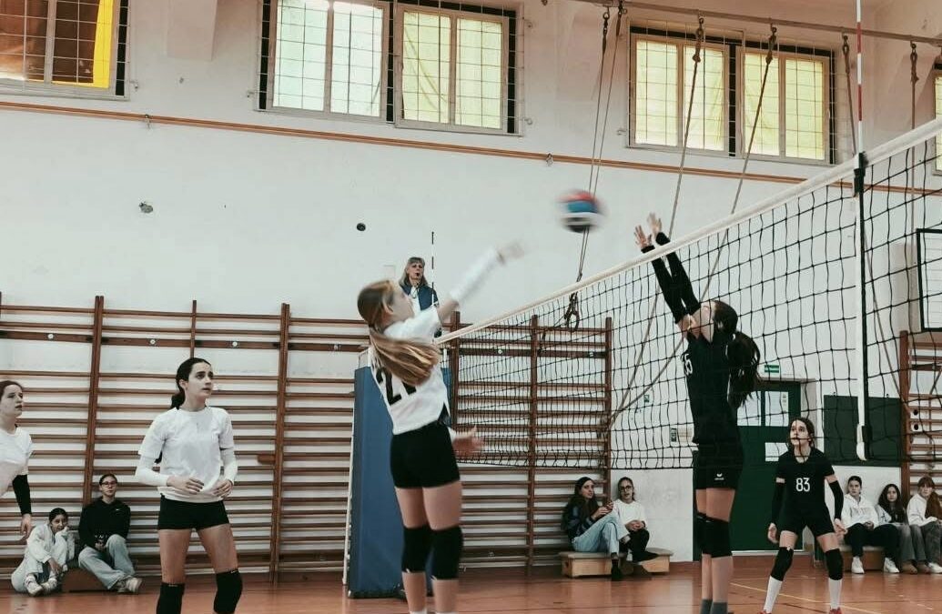 Ezüstérem a körzeti röplabda diákolimpián