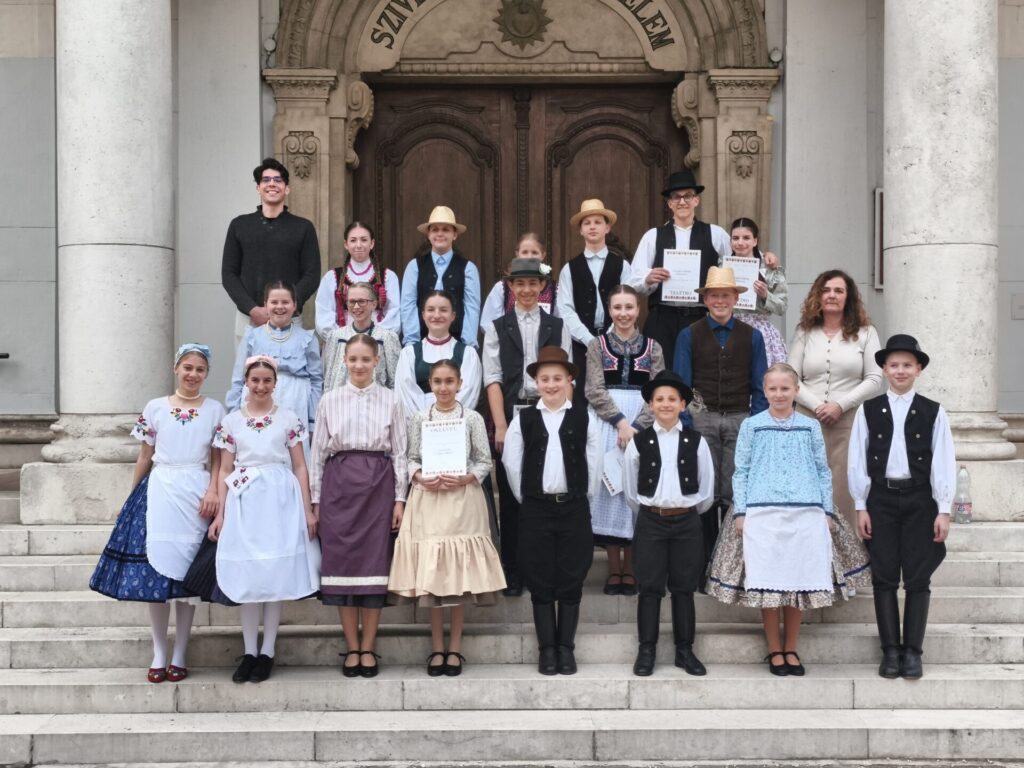 Sikeres szereplés a szólótánc versenyen – ünnep a tánc világnapján