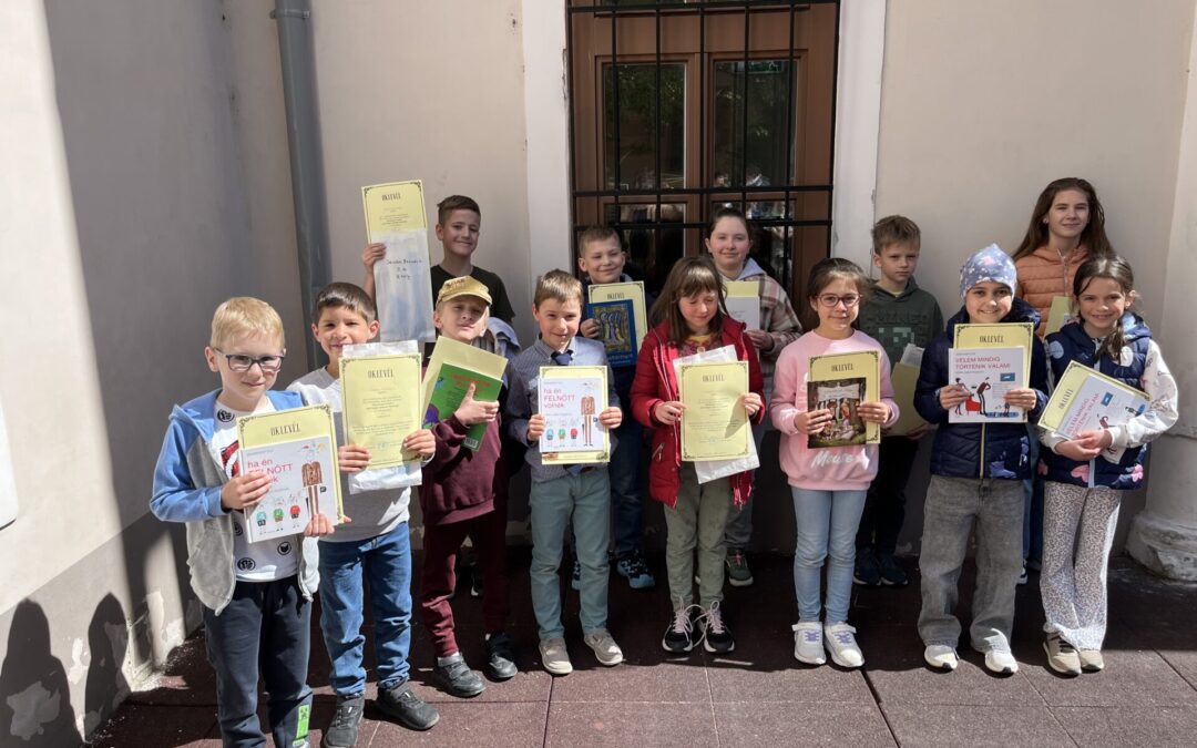 „Mosolyogni tessék!” házi hangos olvasási verseny a Szilágyiban